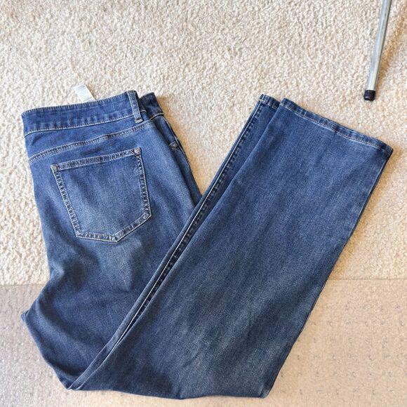 Chico’s Women’s Size 2R (12/14) Blue Denim Jeans Stretch Straight Leg Bootcut - Picture 10 of 11